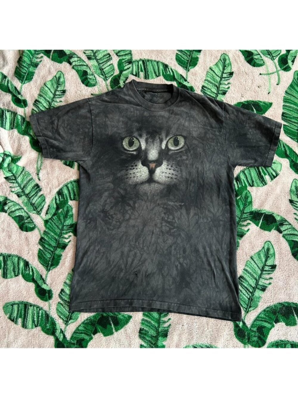 The Mountain black cat tee